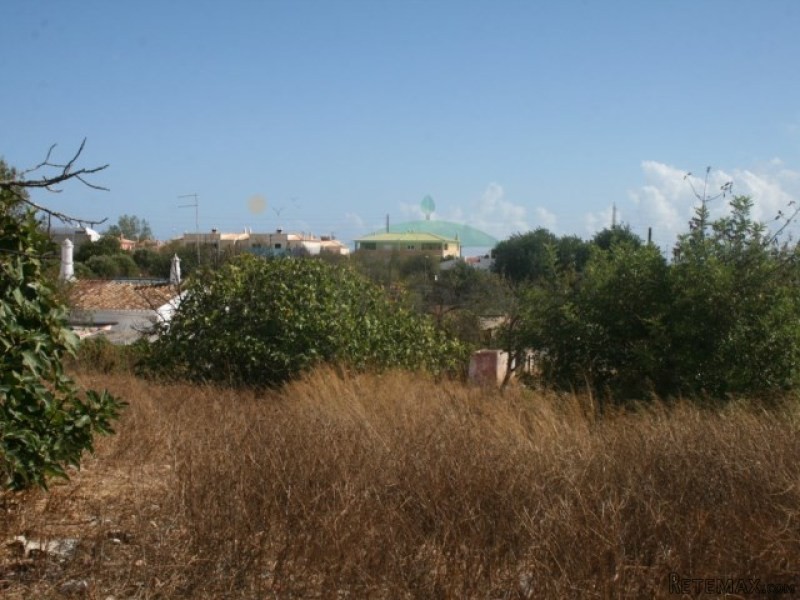 Building plot with ruin near Almancil