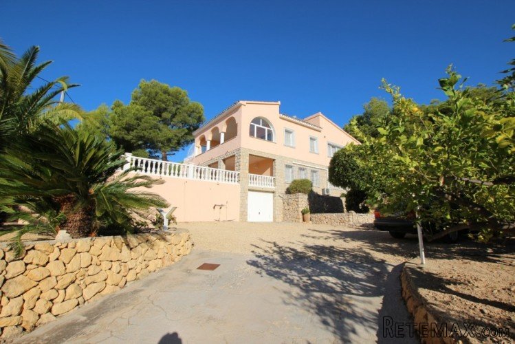 SPACIOUS VILLA IN ALTEA, SEA- AND MOUNTAIN VIEWS!!! This.. - 2