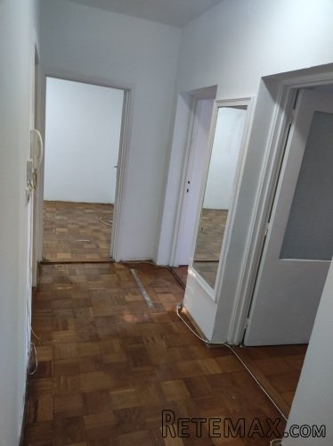 Trosoban stan u naselju Mala Amerika-Zrenjanin - 12