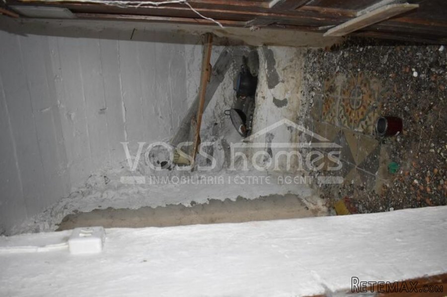 NEW TO VOSS HOMES - An amazing bargain. A 2 storey.. - 13