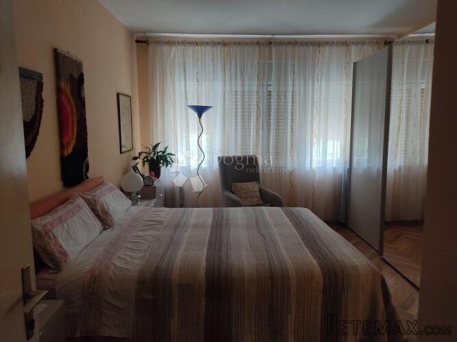 Stan u Centru Pule, 70m2 2. kat, parking osiguran - 3