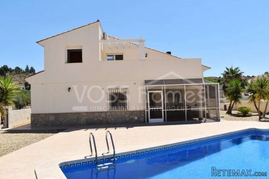 NEW & EXCLUSIVE TO VOSS HOMES - A beautifully presented &.. - 14