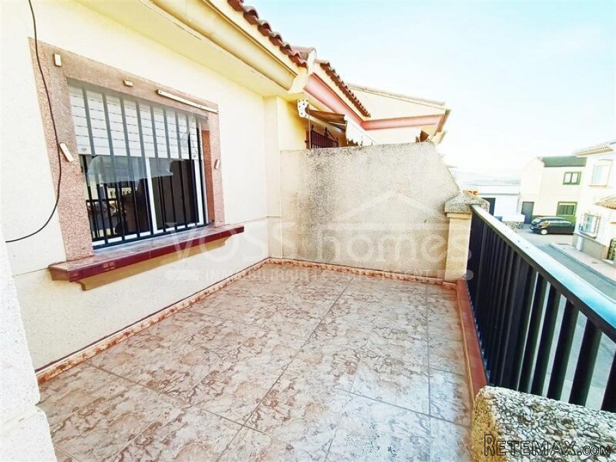 NEW LISTING TO VOSS HOMES - A large terraced house of 178m2.. - 15