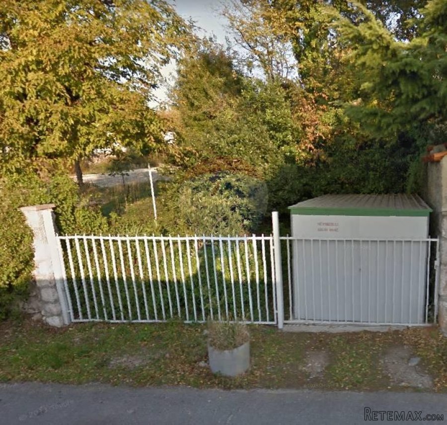 KRALJEVICA-teren ugostiteljsko turističke namjene na 40 meta