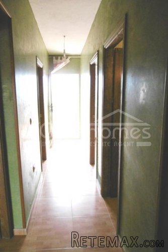 Light & airy 4 bed, 2 bath, 1st floor, ( no lift).. - 16