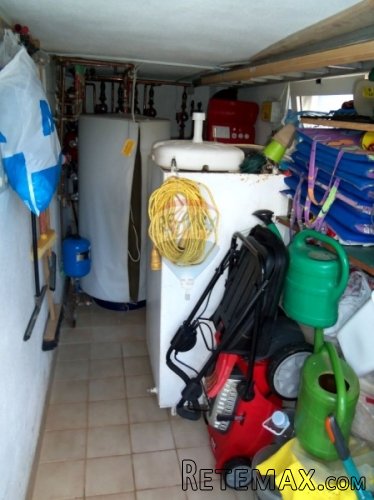 Kuća s apartmanima - 4