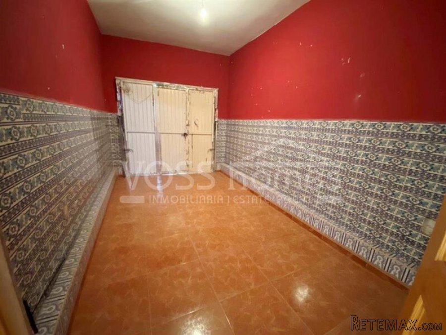 NEW LISTING TO VOSS HOMES - A large terraced house of 178m2.. - 17
