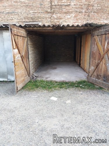 Trosoban stan u naselju Mala Amerika-Zrenjanin - 17