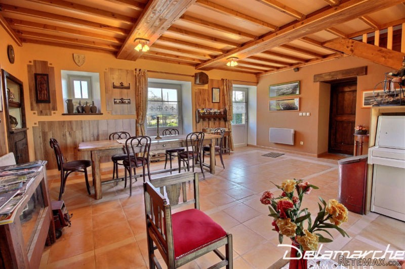 Well Renovated Stone House Set On 2.3.. - 2