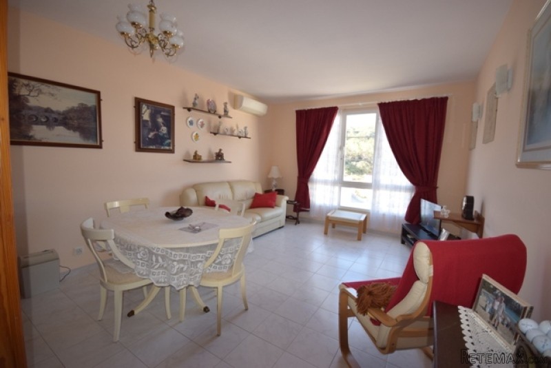 3 Bedrooms Apartment For Sale