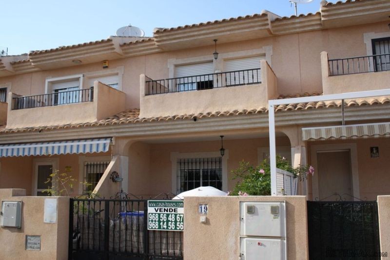 3 Bedrooms - House - Alicante - For Sale