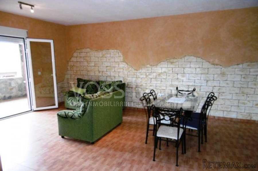 Light & airy 4 bed, 2 bath, 1st floor, ( no lift).. - 19