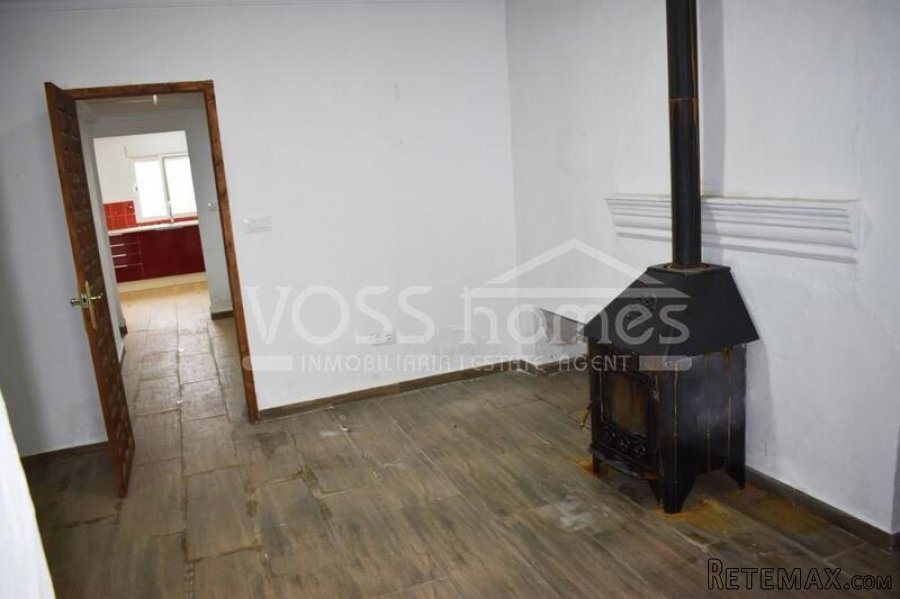 EXCLUSIVE TO VOSS HOMES - A mostly renovated, habitable, 2.. - 20