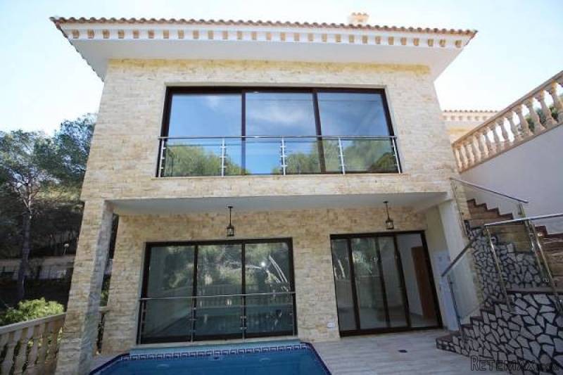 4 Bedroom 3 Bathroom Villa In Dehesa De.. - 2