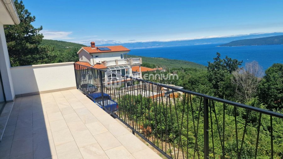 Istra, Plomin, samostojeća kuća, 100m2, predivan pogled - 2