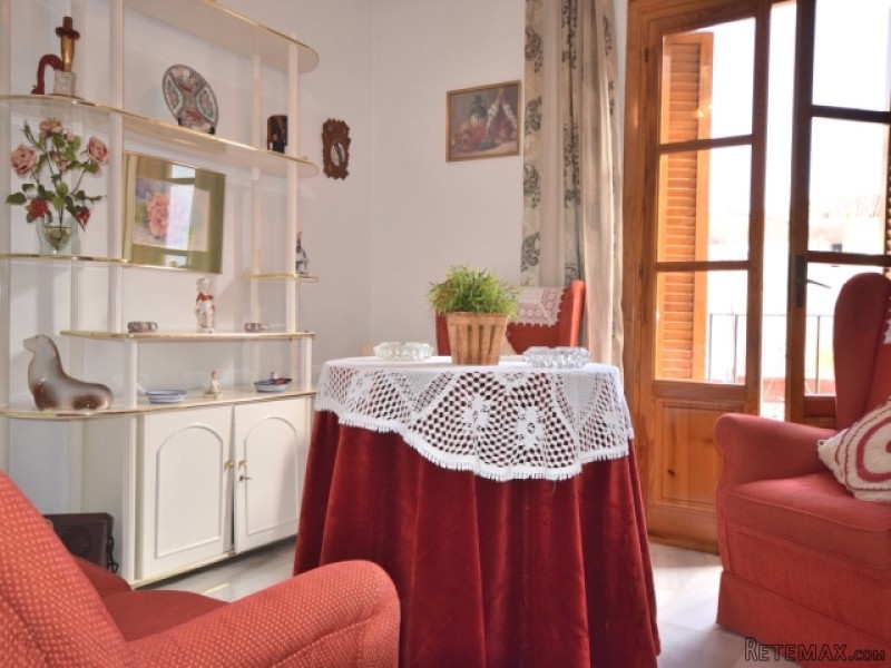4 Bedroom Apartment For Sale Situated.. - 2