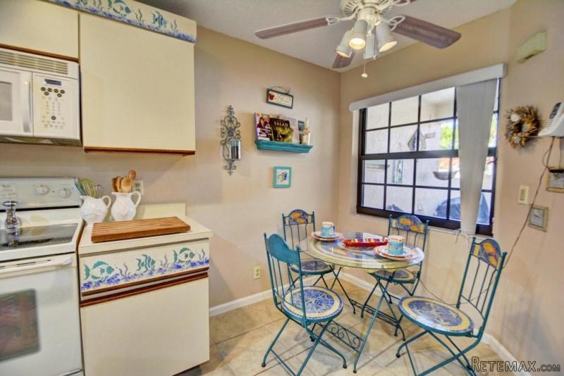 83 Centennial Ct, Deerfield Beach, FL -..