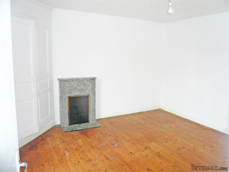Stone House With 2 Bedrooms, Situated.. - 2