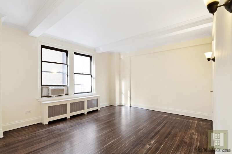 2 bedroom Apartment For Sale: 865..