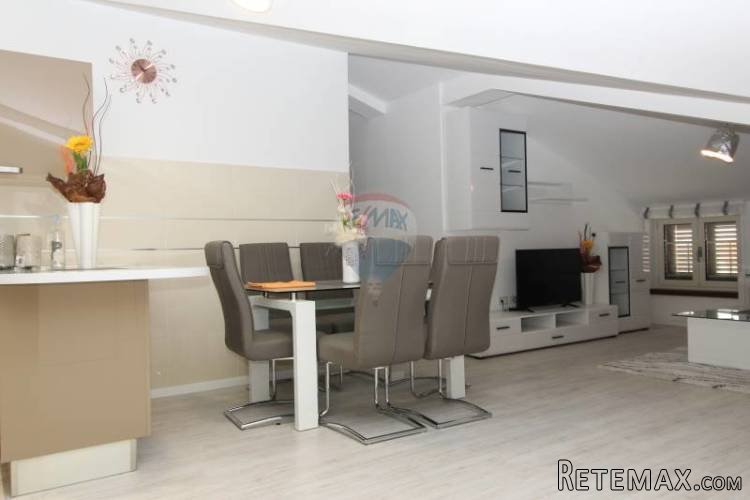 Stan novogradnja u centru Višnjana - 4