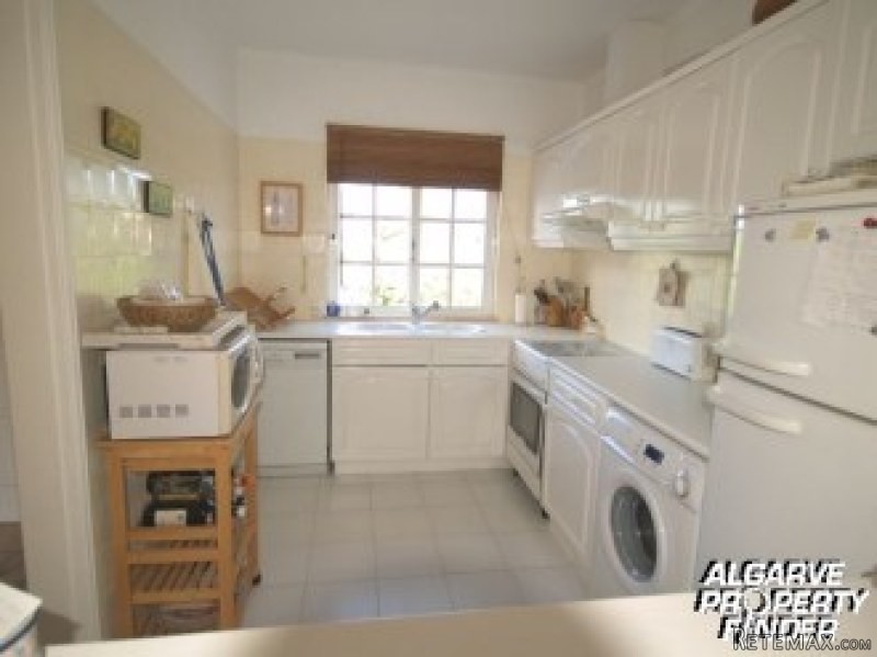 Te Koop: Appartement In Centraal.. - 2