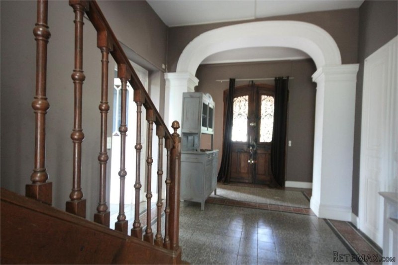 Superb Chararcter House With Lots Of.. - 2