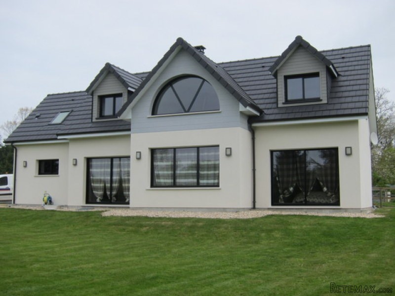 Superb Quality Contemporary House