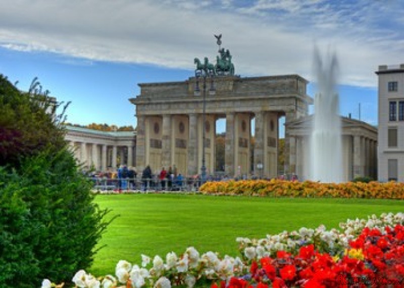 Luxury 3 Rooms Apartment For Sale In..