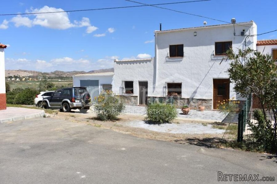 A lovingly and quality renovated edge of village house of..