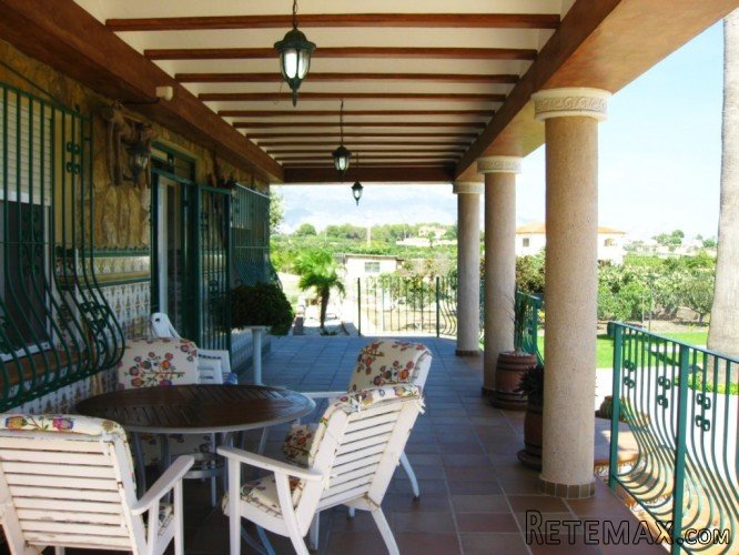 COUNTRY HOUSE WITH FARMLAND AND WONDERFUL VIEWS!!!.. - 2
