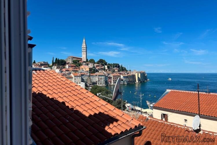 ROVINJ – EKSKLUZIVNO! Prekrasan stan s pogledom na more - 2