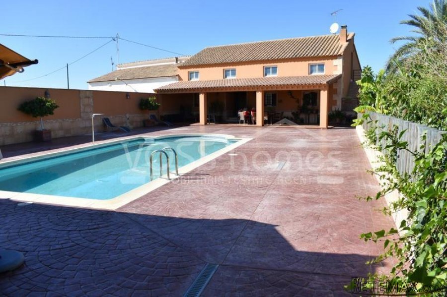 A traditional 2 bedroom (could be 4 or 5), 2.5 bathroom..