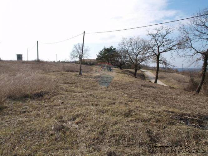 GRAĐEVINSKO ZEMLJIŠTE SA POGLEDOM NA MORE - 3