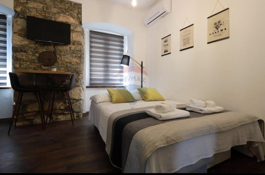 Rijeka, strogi centar, tri moderna stana površine 120 m2 - 4