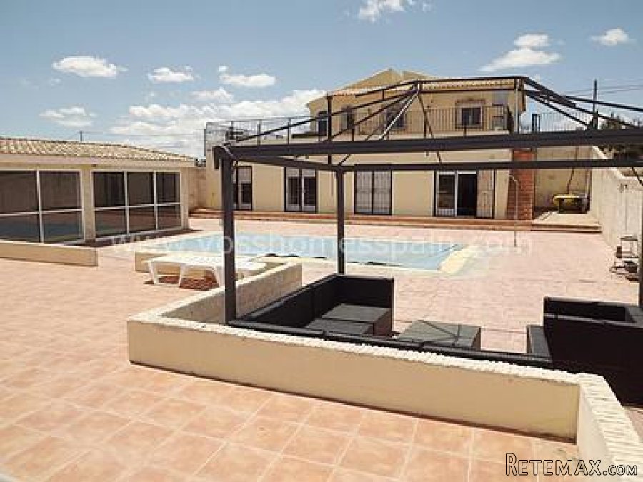 EXCLUSIVE TO VOSS HOMES - A REAL WOW PROPERTY FOR SALE IN..