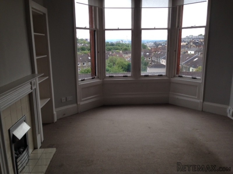 3/1 135 Marlborough Ave, Broomhill.. - 2