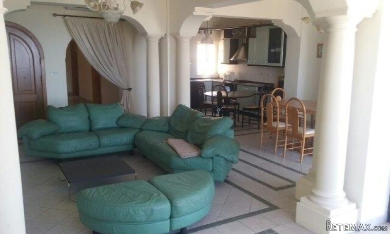 Flat, Luxurious Finish