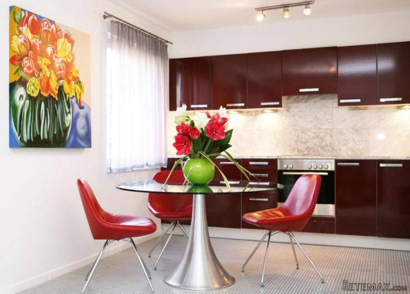 Senior 1 Bedroom Apartment - Zurich..