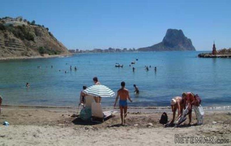 Bonito bungalow situado cerca del pueblo , con piscina.. - 2