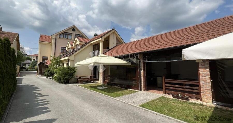 PRODAJA POSLOVNE ZGRADE-HOTEL-RESTORAN