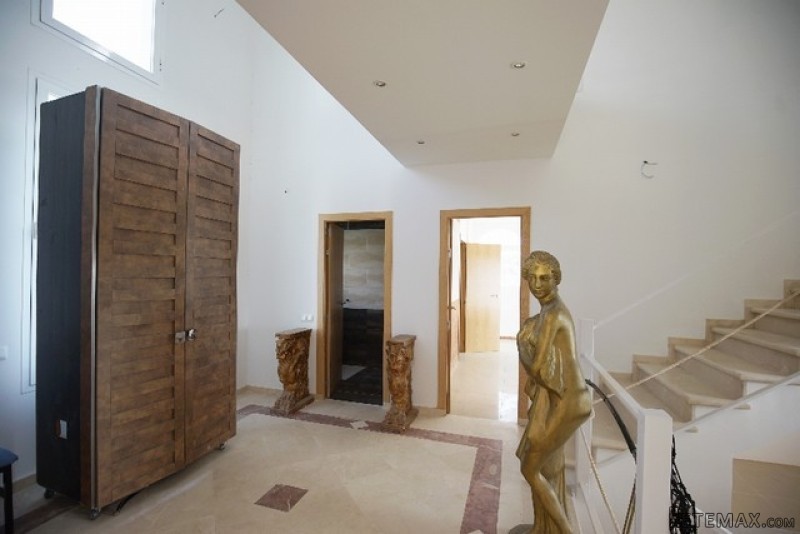 4 Bedrooms - Villa - Malaga - For Sale - 2