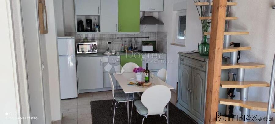 EKSKLUZIVNO! APARTMANSKA VILA U BLIZINI MORA - 3