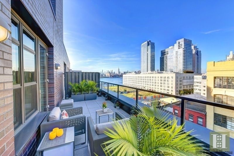 3 bedroom PentHouse For Sale: 80..