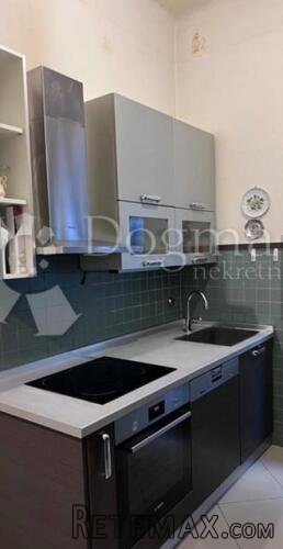 Centar -78.19,1s+db prekrasan pogled na Guverrnerovu palaču