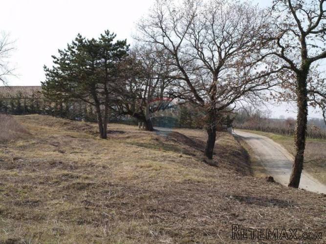 GRAĐEVINSKO ZEMLJIŠTE SA POGLEDOM NA MORE - 4