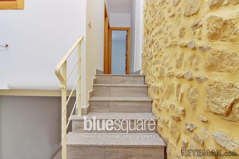 Beautifully renovated 4-bedroom village.. - 2