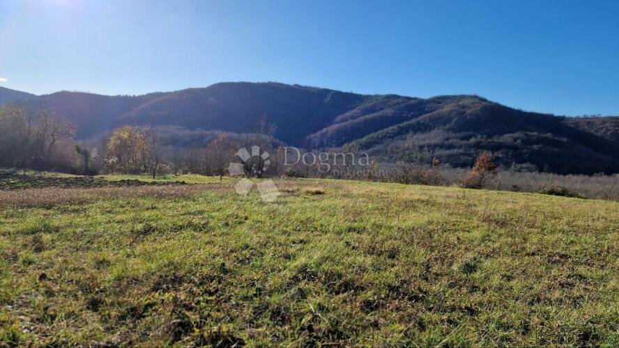 SOVIŠĆINA, građevinsko zemljište sa prekrasnim pogledom