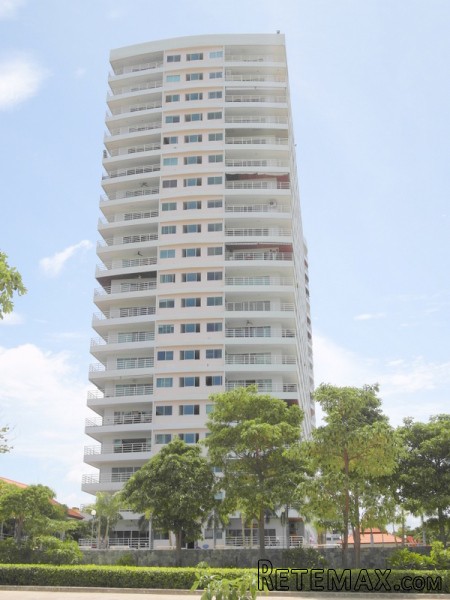 Viewtalay 5: 2-bedroom corner condo..