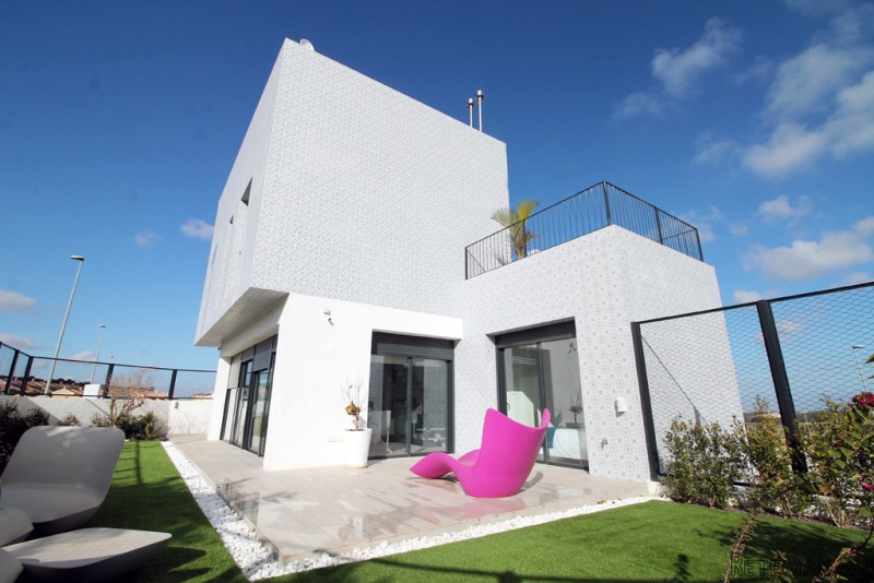 3 Bedrooms - Property - Alicante - For..