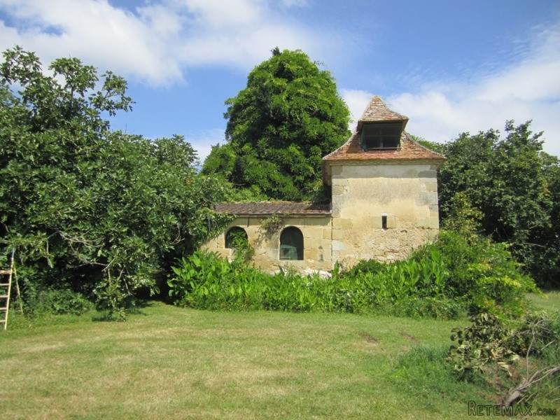 Stone House For Sale With Garden.. - 2